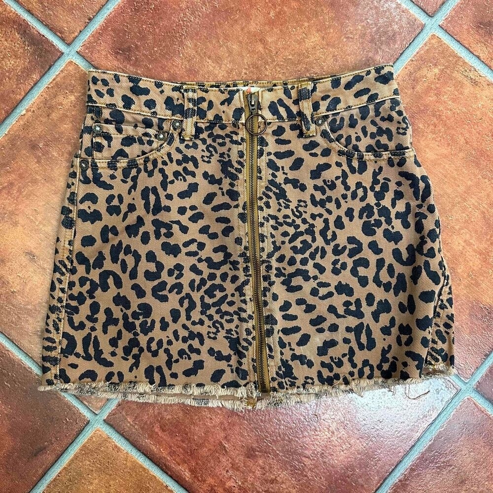 Free People Leopard Print Zipper Mini Denim Skirt Size 24